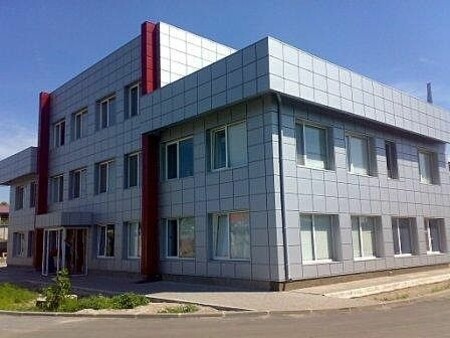 Адміністративну будівлю заводу Флагман, г. Днепропетровск ул. Столбова