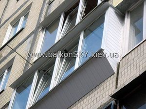 Балкон с выносом в Киеве —  Балкон с выносом в Киеве —