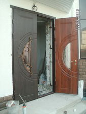 виктория с окном &mdash; BRONENOSETs TM