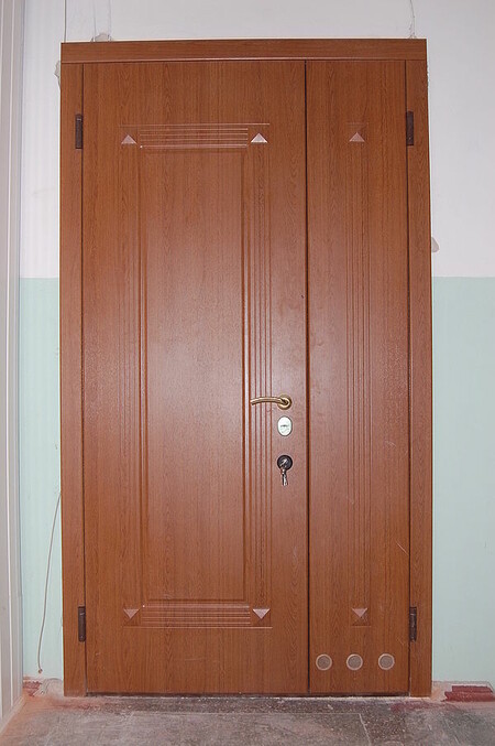 двері в сталінку