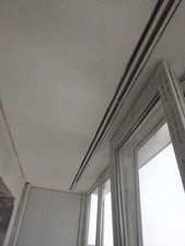 Заделка откосов и установка карниза вертикальных жалюзей в потолочную нишу. &mdash; 