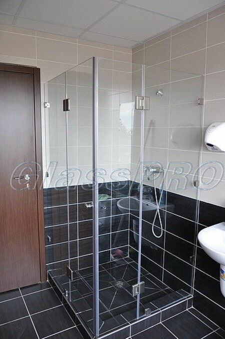 Душевые кабины