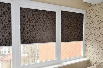 Рулонные шторы. —  Рулонные шторы. —