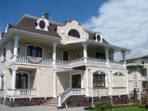 Особняк, Черновицкая обл., Сторожинецкий р-н. —  Особняк, Черновицкая обл., Сторожинецкий р-н. —