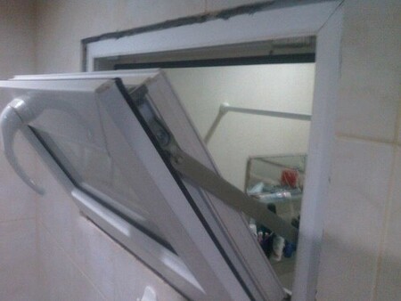 Межкомнатное металлопластиковое окно 650*400 (4-16-4)