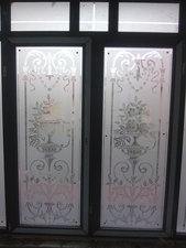 Малюнки на склі &mdash; Lyubi Vikna