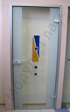 Скляні двері в алюмінієвій каробке &mdash; Модуль-Глас