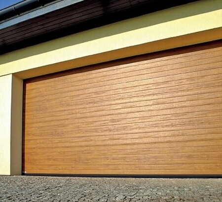 Гаражні ворота (вузький гофр) золотий дуб, темний дуб, махагон(вишня)