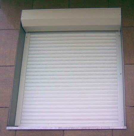 ЗАЩИТНЫЕ РОЛЛЕТЫ