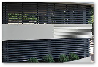 Ялта, офісна будівля &mdash; Талісман