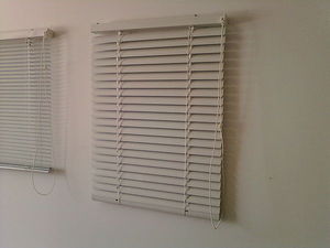 Жалюзі горизонтальні (металеві жалюзі) —  Жалюзі горизонтальні (металеві жалюзі) —