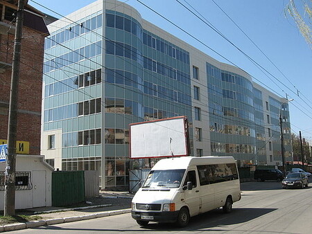 Объект 1. Торговый центр `Лакоста`, г. Хмельницкий