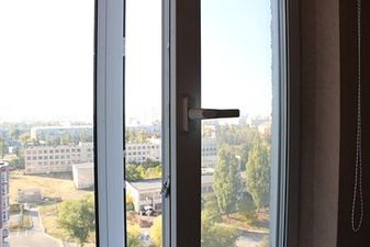 Регулировка створки окна в Киеве &mdash; Захаров