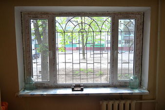 окно в гостинной, вид со стороны квартиры &mdash; Zasteklym Vse