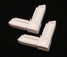 Соединительный уголок для рамного профиля 17*25 под углом 90° Sinax, цвет в ассортименте